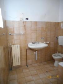 Traditional town house of 60 sqm for sale in Furci, Abruzzo. Img11